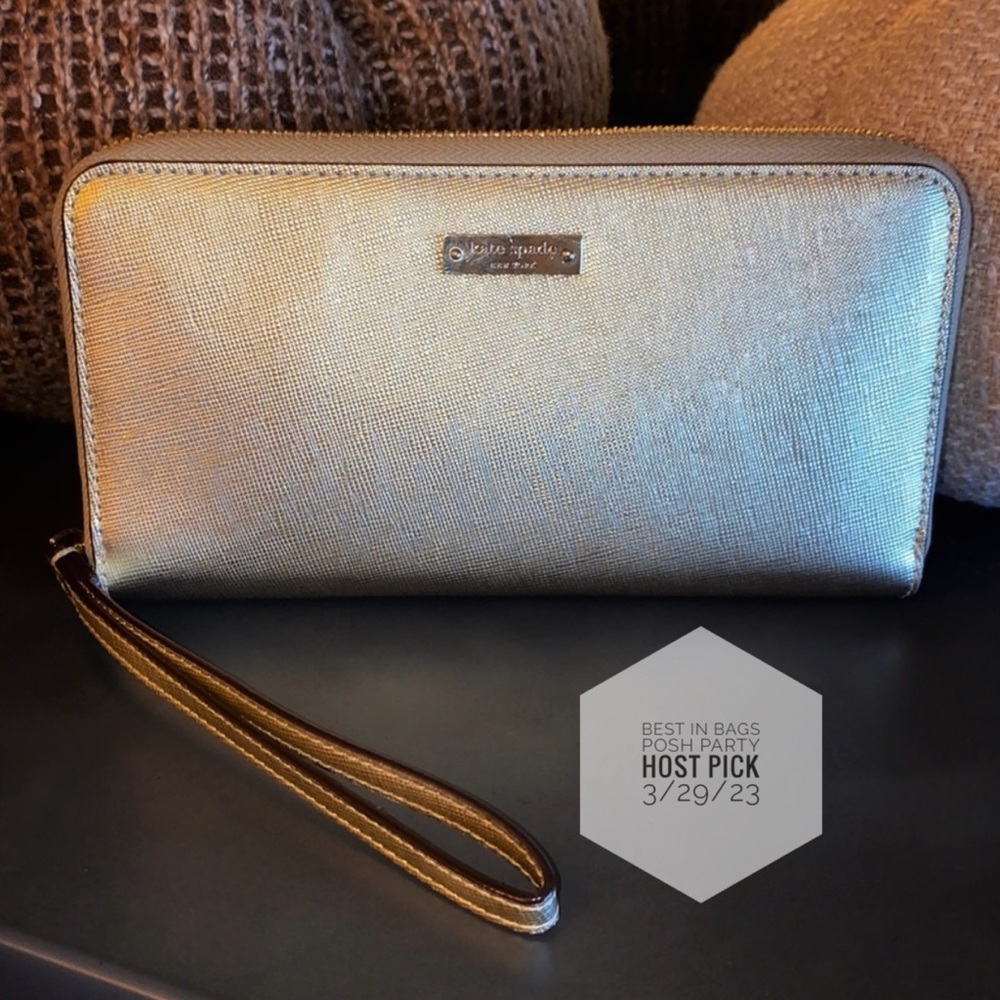 ♠️Kate Spade “golden” wristlet